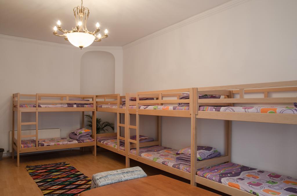 Little Bucharest Old Town Hostel Værelse billede